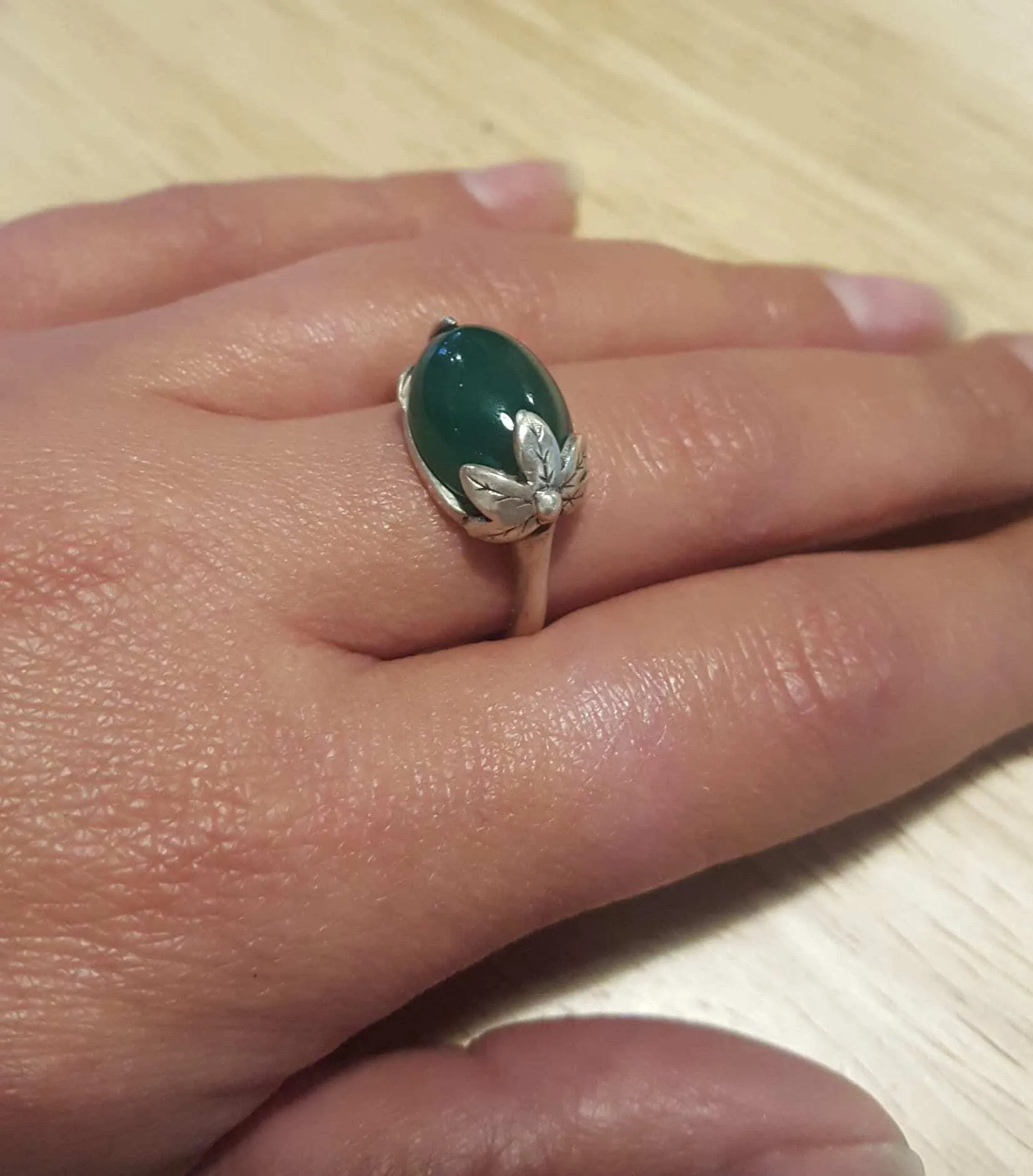 Emerald Leaf Ring - Boho Silver Ring - Green Statement Ring