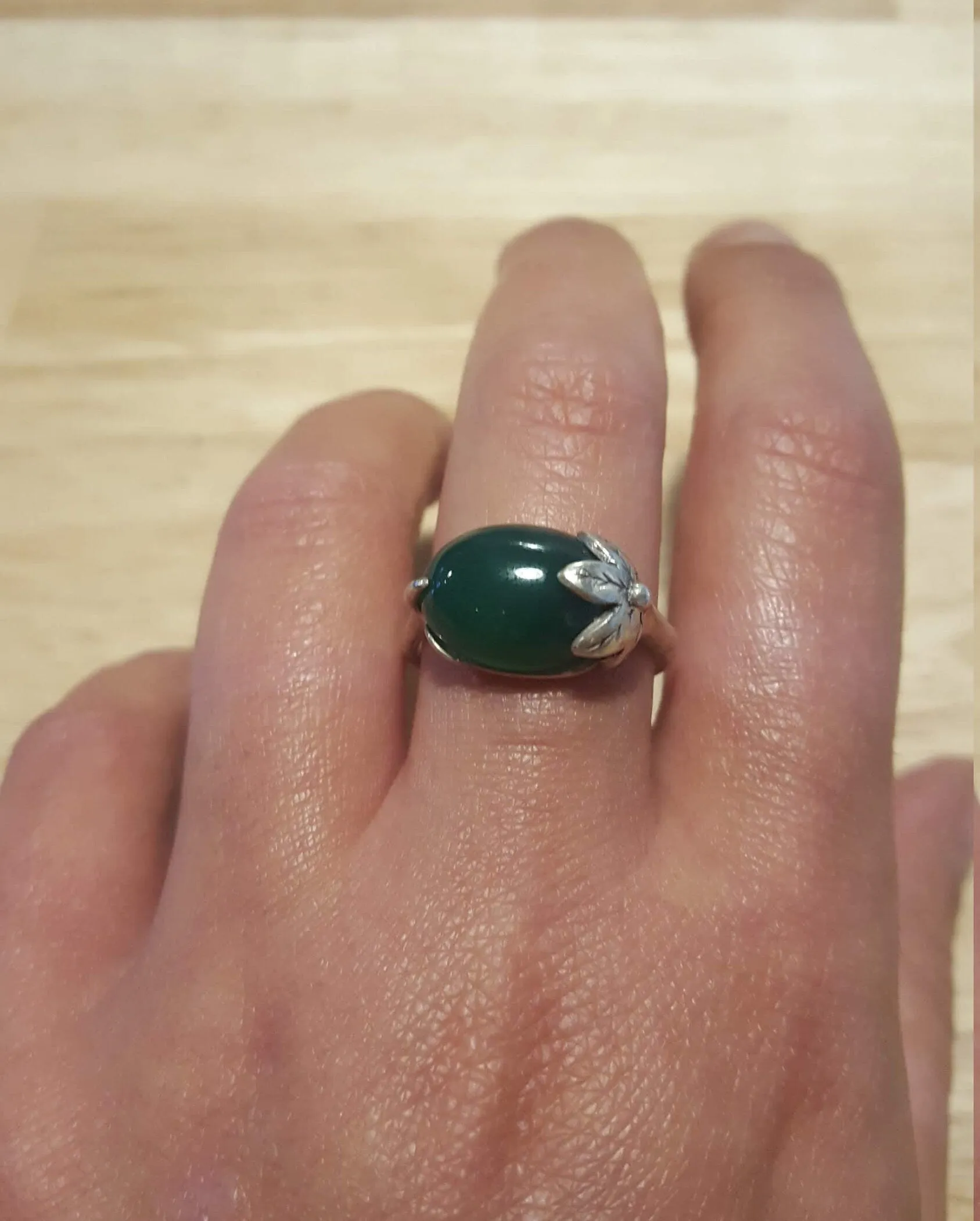 Emerald Leaf Ring - Boho Silver Ring - Green Statement Ring