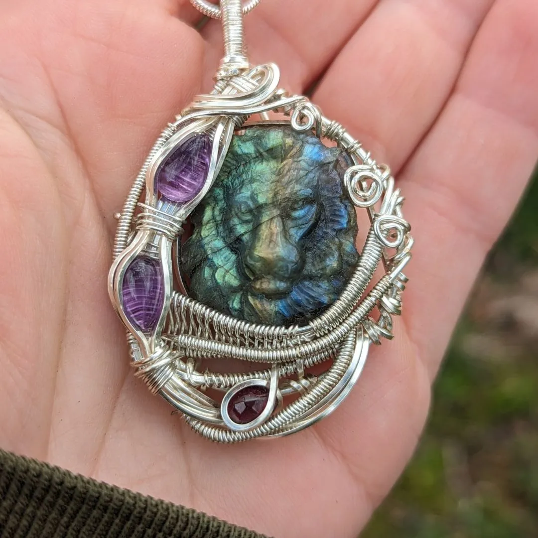 Labradorite Talisman Lion Pendant with Amethyst and Garnet ~ Gorgeous Flash and Astral Protection Qualities ~ Includes Silver Chain