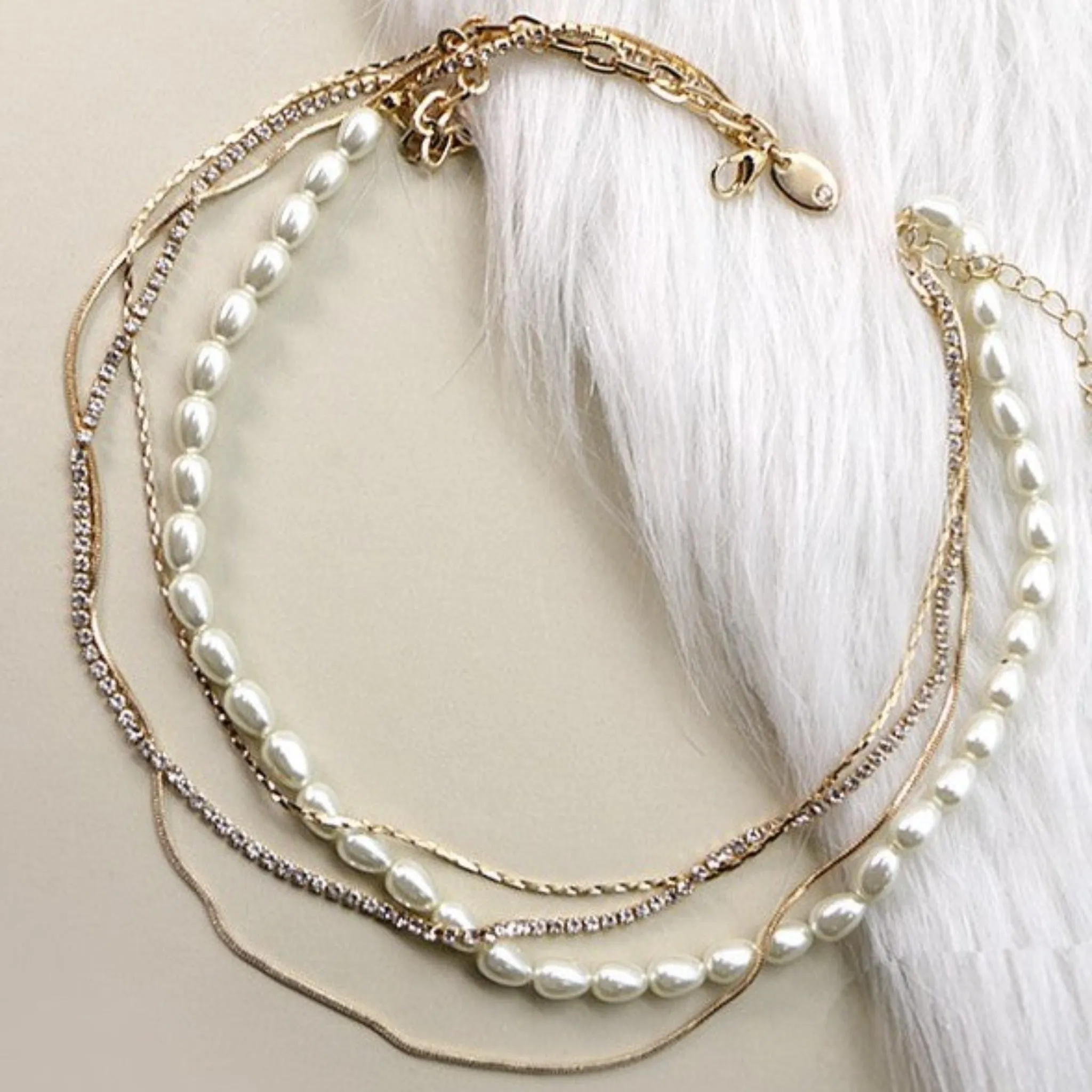 Rhinestone Pearl Necklace