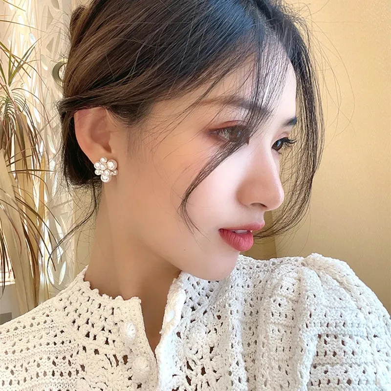 VAIGE Elegant Irregular Simulated Pearl Stud Earrings with Copper Alloy Backing – Unique Fireworks Design for Fashionable Accessories